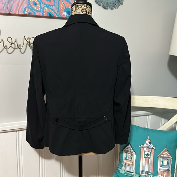 Akris Punto black blazer with polka dot inner lining - Picture 4 of 8